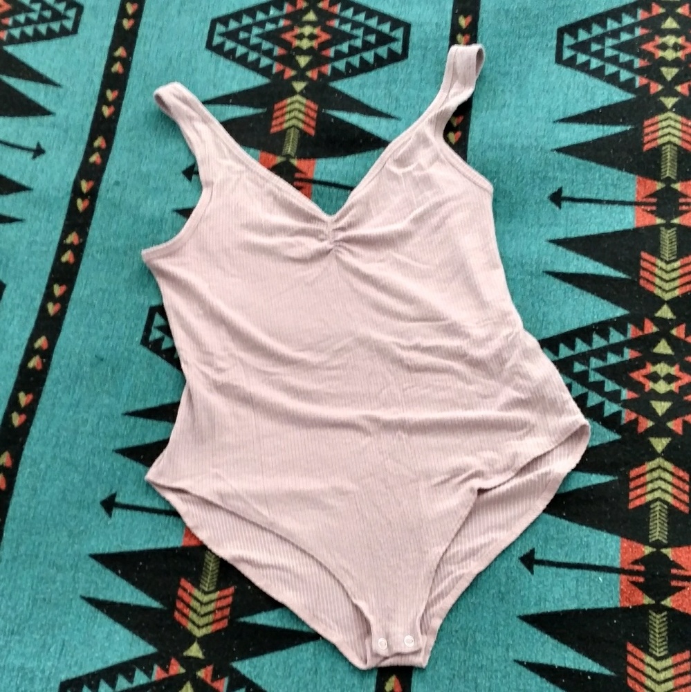 American Eagle / aerie pink bodysuit size M/L